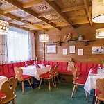 Pechtl Hotel 3*