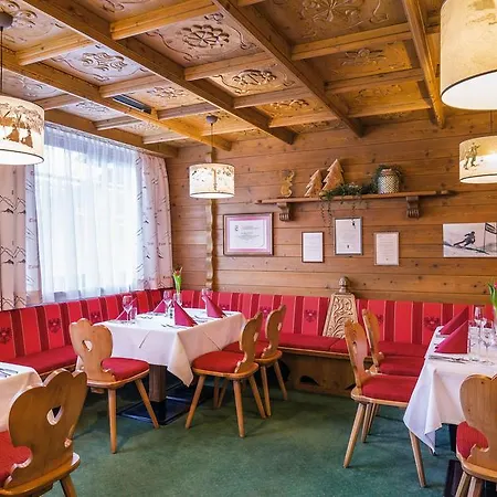 Pechtl Hotel 3*
